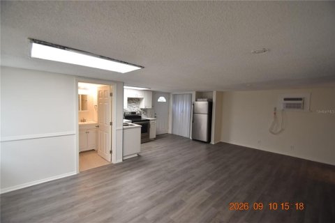Apartment in Tampa, Florida 2 bedrooms, 65.4 sq.m. № 2389129 - photo 10