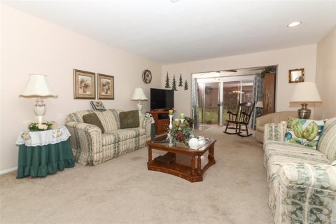 Condominio en venta en Altamonte Springs, Florida, 2 dormitorios, 114.27 m2 № 1679524 - foto 11
