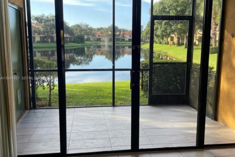 Copropriété à louer à Coconut Creek, Floride: 2 chambres, 112.69 m2 № 1998284 - photo 27