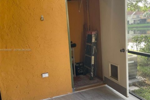 Copropriété à louer à Coconut Creek, Floride: 2 chambres, 112.69 m2 № 1998284 - photo 29