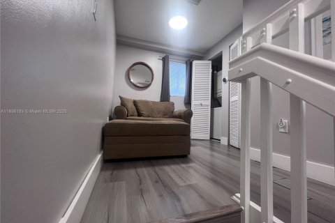 Снять в аренду кондоминиум в Майами, Флорида 1 спальня, 62.43м2, № 1952281 - фото 6