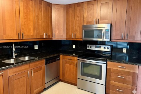 Condo in Weston, Florida, 2 bedrooms  № 1973561 - photo 3