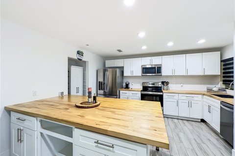 Villa ou maison à vendre à Orlando, Floride: 5 chambres, 253.81 m2 № 2157617 - photo 7