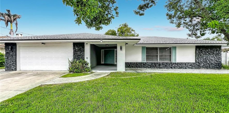 Villa ou maison à Orlando, Floride 5 chambres, 253.81 m2 № 2157617