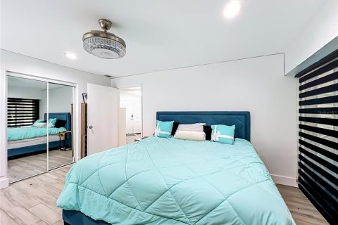 Villa ou maison à vendre à Orlando, Floride: 5 chambres, 253.81 m2 № 2157617 - photo 24
