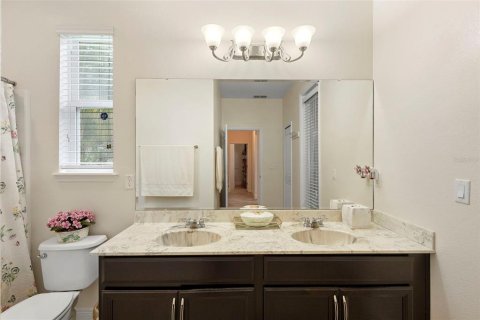 House in DeLand, Florida 4 bedrooms, 229 sq.m. № 1773205 - photo 24