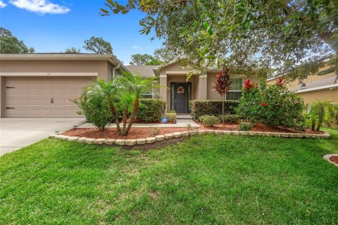 House in DeLand, Florida 4 bedrooms, 229 sq.m. № 1773205 - photo 1
