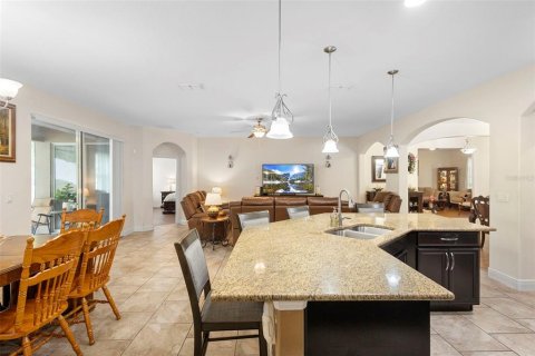 House in DeLand, Florida 4 bedrooms, 229 sq.m. № 1773205 - photo 14