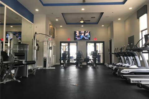 Commercial property in Miami, Florida 46.45 sq.m. № 2067666 - photo 20