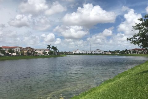 Commercial property in Miami, Florida 46.45 sq.m. № 2067666 - photo 25