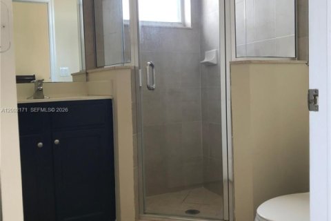 Commercial property in Miami, Florida 46.45 sq.m. № 2067666 - photo 8