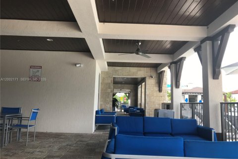 Commercial property in Miami, Florida 46.45 sq.m. № 2067666 - photo 19