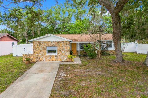 Casa en Clearwater, Florida 4 dormitorios, 119.66 m2 № 2145609