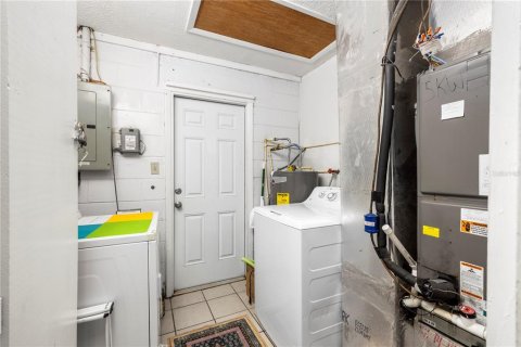 Casa en venta en Clearwater, Florida, 4 dormitorios, 119.66 m2 № 2145609 - foto 9