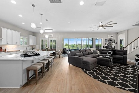 Villa ou maison à vendre à Apollo Beach, Floride: 5 chambres, 331.2 m2 № 2147671 - photo 7
