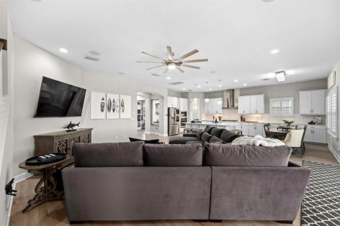 Villa ou maison à vendre à Apollo Beach, Floride: 5 chambres, 331.2 m2 № 2147671 - photo 10