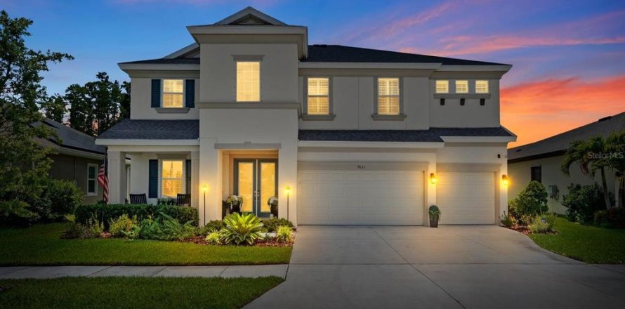 Villa ou maison à Apollo Beach, Floride 5 chambres, 331.2 m2 № 2147671