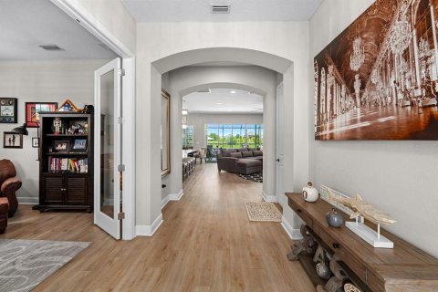 Villa ou maison à vendre à Apollo Beach, Floride: 5 chambres, 331.2 m2 № 2147671 - photo 5