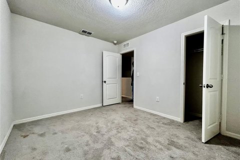 Casa en venta en Kissimmee, Florida, 4 dormitorios, 175.03 m2 № 1720637 - foto 10