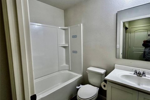 Casa en venta en Kissimmee, Florida, 4 dormitorios, 175.03 m2 № 1720637 - foto 6
