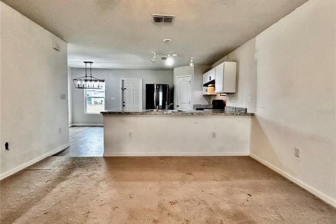 Casa en venta en Kissimmee, Florida, 4 dormitorios, 175.03 m2 № 1720637 - foto 30