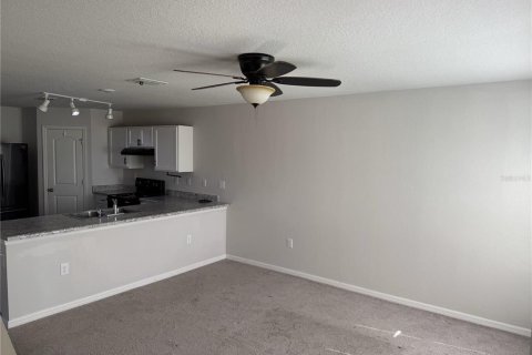 Casa en venta en Kissimmee, Florida, 4 dormitorios, 175.03 m2 № 1720637 - foto 26