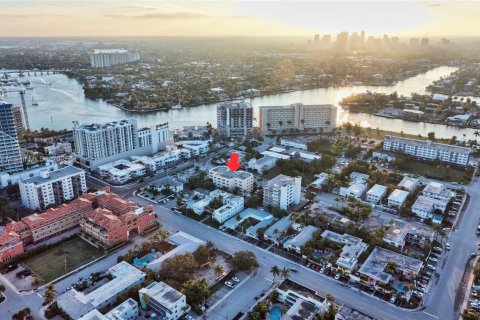 Copropriété à louer à Fort Lauderdale, Floride: 2 chambres, 117.71 m2 № 1956661 - photo 29