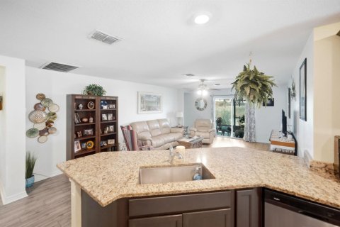 Casa en venta en St. Lucie, Florida, 3 dormitorios, 143.26 m2 № 2377381 - foto 9