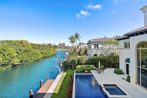 Купить виллу или дом в Норт-Палм-Бич, Флорида 3 комнаты, 654.31м2, № 2009220 - фото 5