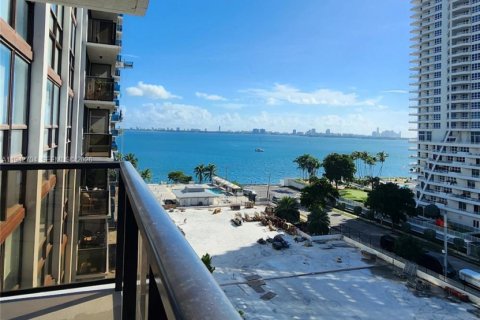 Снять в аренду кондоминиум в Майами, Флорида 2 спальни, № 1999211 - фото 3