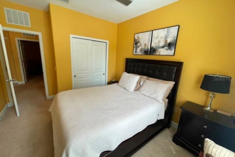 Townhouse in Davenport, Florida 3 bedrooms, 191.29 sq.m. № 2208827 - photo 10