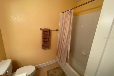 Townhouse in Davenport, Florida 3 bedrooms, 191.29 sq.m. № 2208827 - photo 3