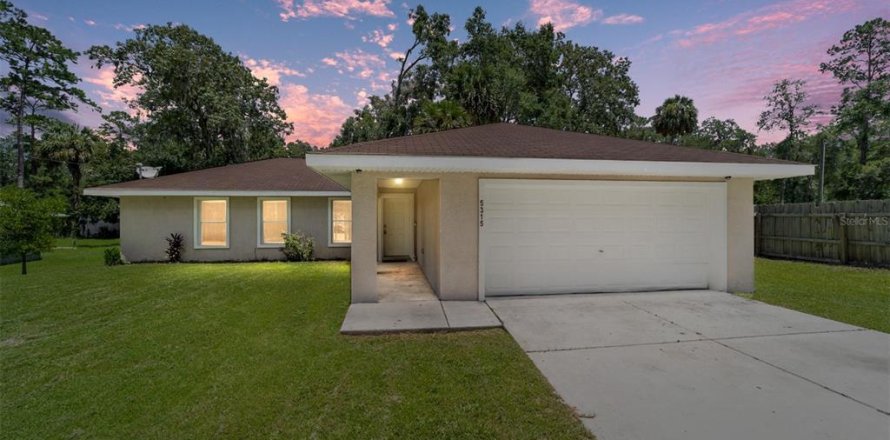 Casa en Ocala, Florida 3 dormitorios, 137.22 m2 № 1839777