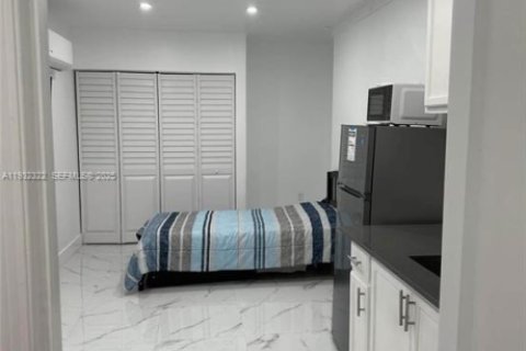 Propiedad comercial en alquiler en Homestead, Florida, 1 dormitorio, 83.61 m2 № 1990836 - foto 5