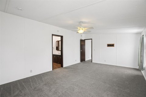 House in Polk City, Florida 3 bedrooms, 171.68 sq.m. № 1900389 - photo 25