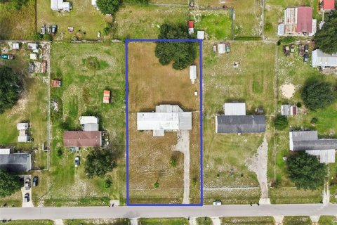 House in Polk City, Florida 3 bedrooms, 171.68 sq.m. № 1900389 - photo 4