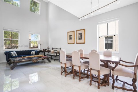 Villa ou maison à louer à Weston, Floride: 4 chambres, 256.41 m2 № 1852140 - photo 3