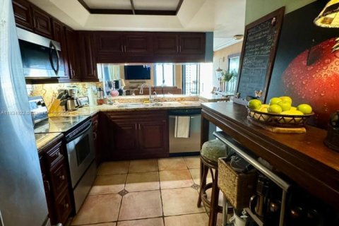 Condominio en venta en Miami, Florida, 1 dormitorio, 77.67 m2 № 1817642 - foto 15
