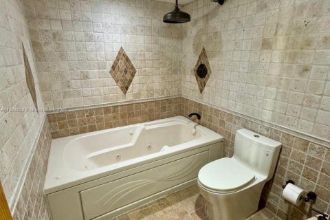 Condominio en venta en Miami, Florida, 1 dormitorio, 77.67 m2 № 1817642 - foto 25