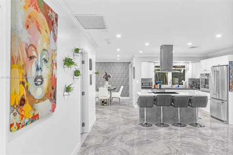 Villa ou maison à louer à Fort Lauderdale, Floride: 5 chambres, 222.04 m2 № 1972102 - photo 7