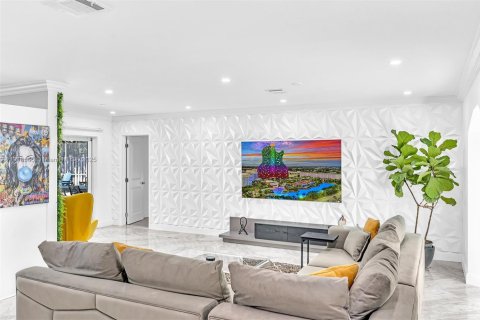 Villa ou maison à louer à Fort Lauderdale, Floride: 5 chambres, 222.04 m2 № 1972102 - photo 10
