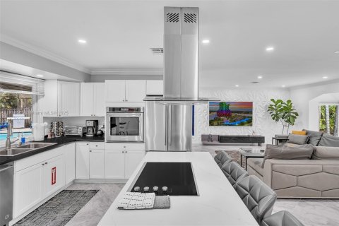 Villa ou maison à louer à Fort Lauderdale, Floride: 5 chambres, 222.04 m2 № 1972102 - photo 26