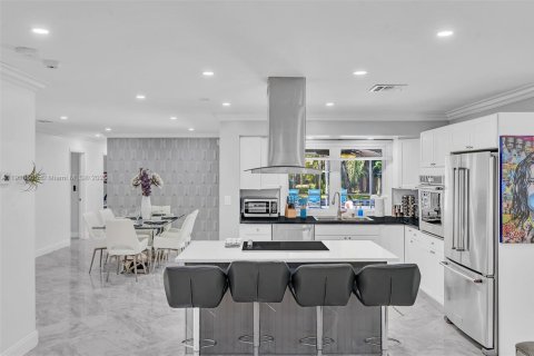 Villa ou maison à louer à Fort Lauderdale, Floride: 5 chambres, 222.04 m2 № 1972102 - photo 24