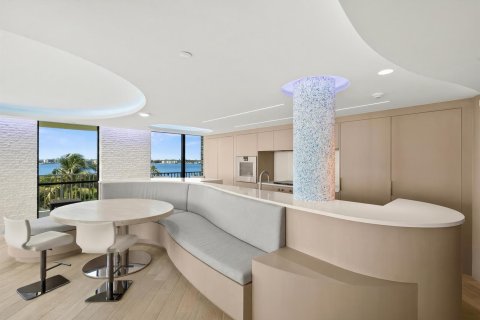 Condominio en venta en Palm Beach, Florida, 3 dormitorios, 358.51 m2 № 2260316 - foto 9