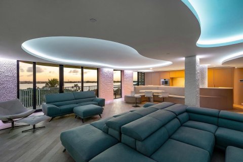 Condominio en venta en Palm Beach, Florida, 3 dormitorios, 358.51 m2 № 2260316 - foto 13