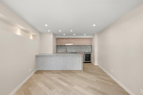 Condominio en venta en Palm Beach, Florida, 3 dormitorios, 358.51 m2 № 2260316 - foto 14
