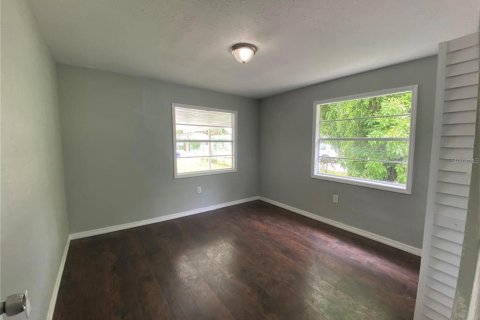 House in Winter Haven, Florida 3 bedrooms, 71.35 sq.m. № 2166039 - photo 8
