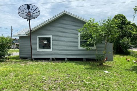 House in Winter Haven, Florida 3 bedrooms, 71.35 sq.m. № 2166039 - photo 13