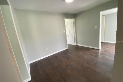 House in Winter Haven, Florida 3 bedrooms, 71.35 sq.m. № 2166039 - photo 6
