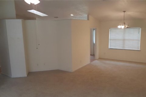Villa ou maison à louer à Gainesville, Floride: 3 chambres, 154.22 m2 № 1813332 - photo 2